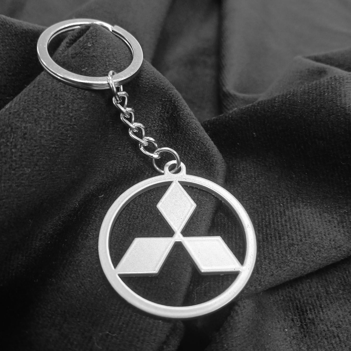 Brelok logo Mitsubishi